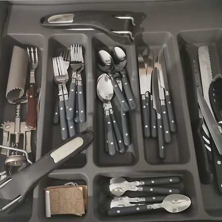Jolie Maison De Vacances 萨朗科的圣洛朗 外观 照片